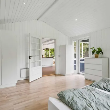 Holiday home Gunnil - 400m From The Sea By Interhome Saeby (Nordjylland)