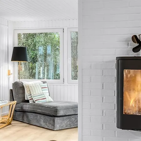 Gunnil - 400m From The Sea By Interhome Sæby
