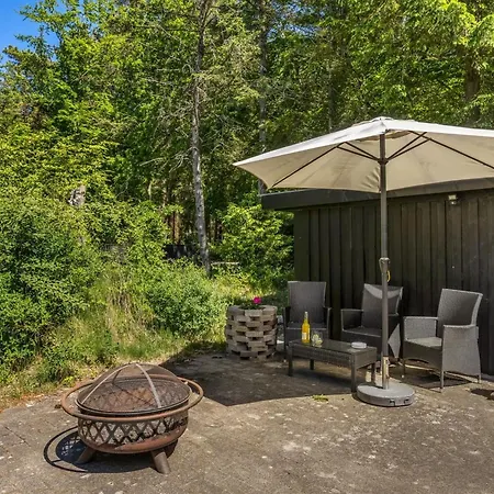 Holiday home Gunnil - 400m From The Sea By Interhome *